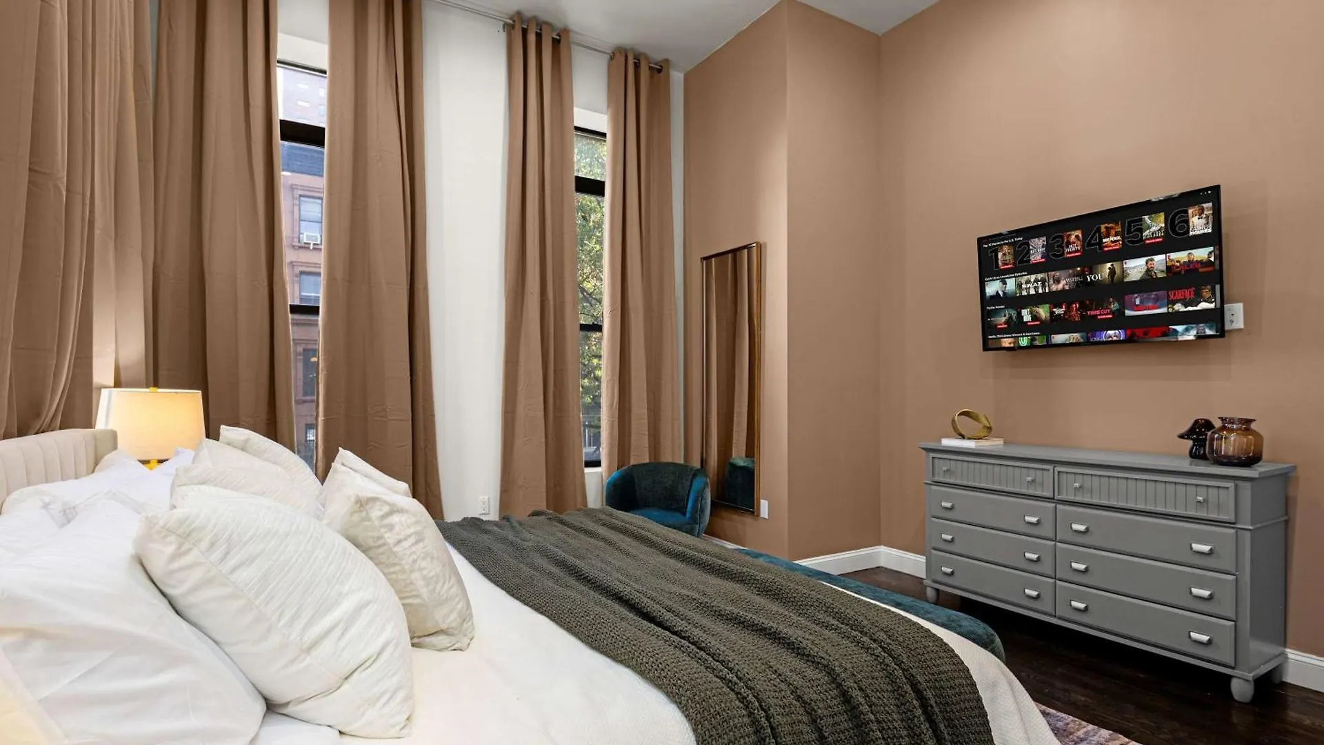 Luxe Harlem Retreat 3Br Designer Home W Parking New York